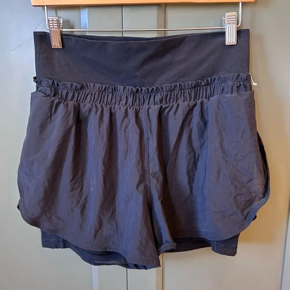 Athleta Black Crescent 2 in 1 Mesh Shorts